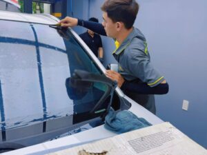 Dán phim cách nhiệt XL7