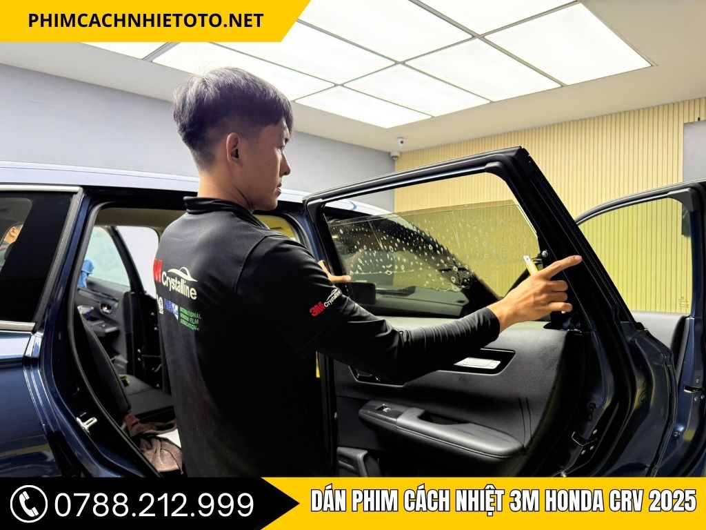 Hình Ảnh Dán Phim Cách Nhiệt 3M Honda CRV 2025