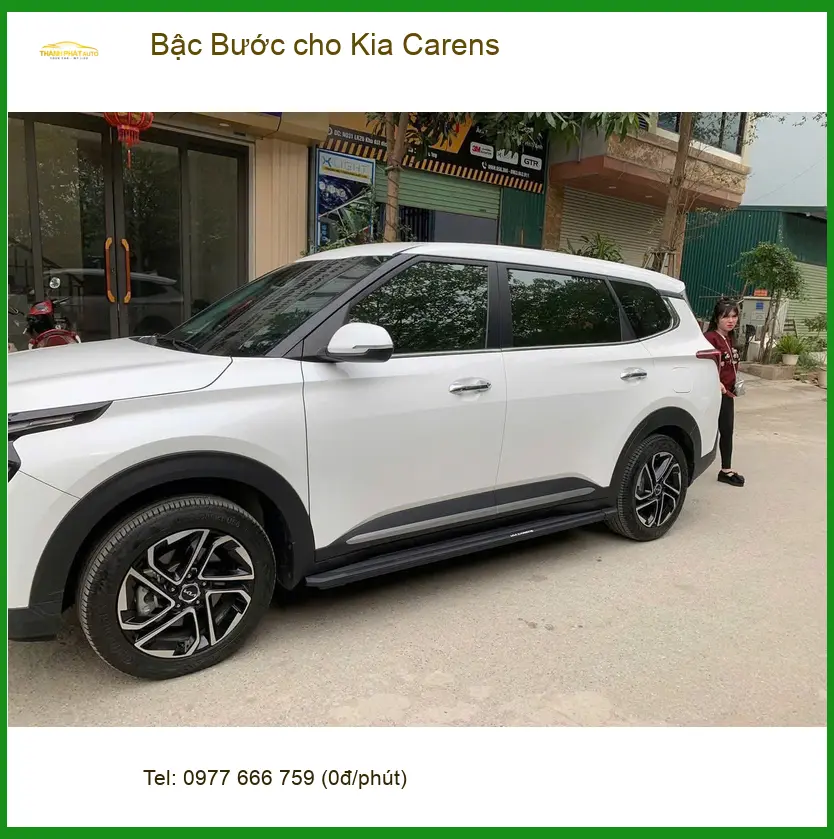 Chị Hoa lắp Bậc Bước cho Kia Carens ở Thủ Đức, giúp gia đình lên xuống xe dễ dàng ảnh thực tế 3