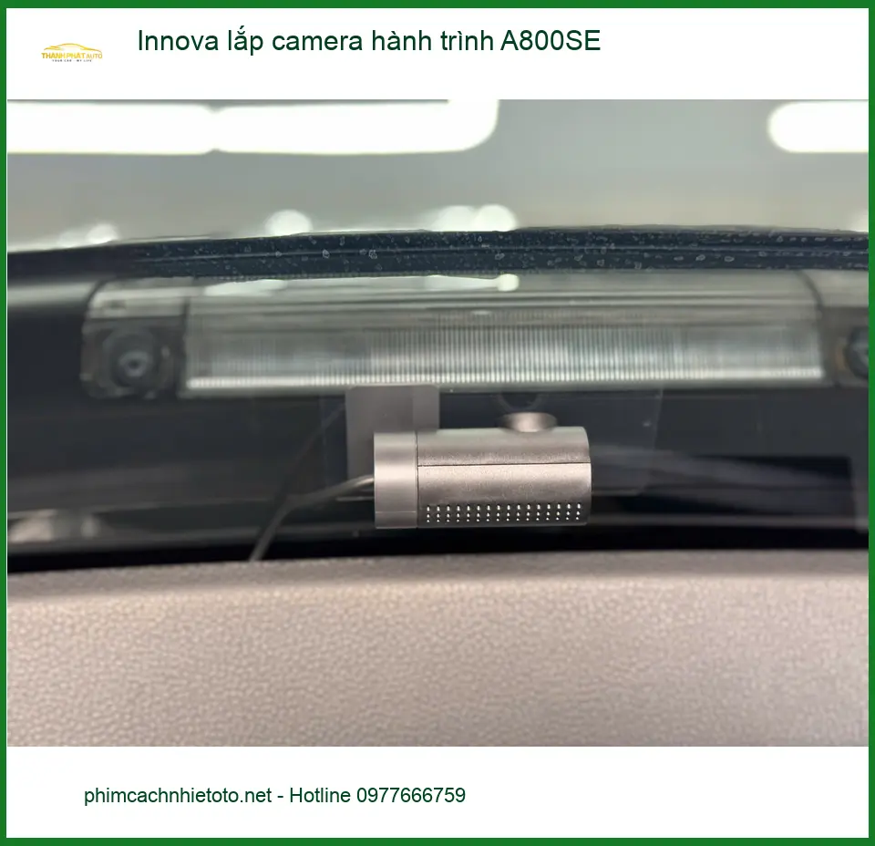 Chú Sâm lắp camera hành trình A800SE cho Innova ở Quận 9, cần bằng chứng va chạm ảnh thực tế 4