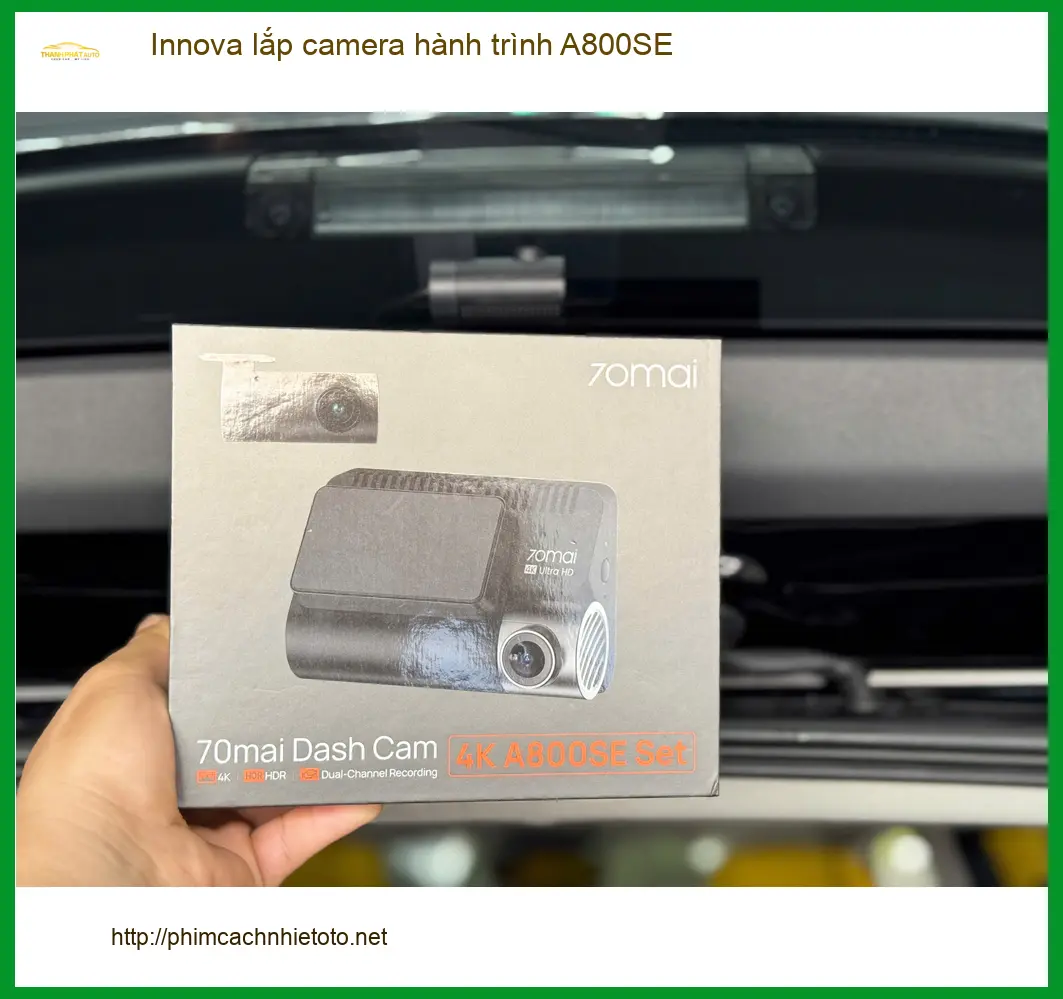 Anh Dũng lắp camera hành trình A800SE cho Innova tại Quận 12 để an tâm hơn trên mọi nẻo đường ảnh thực tế 4
