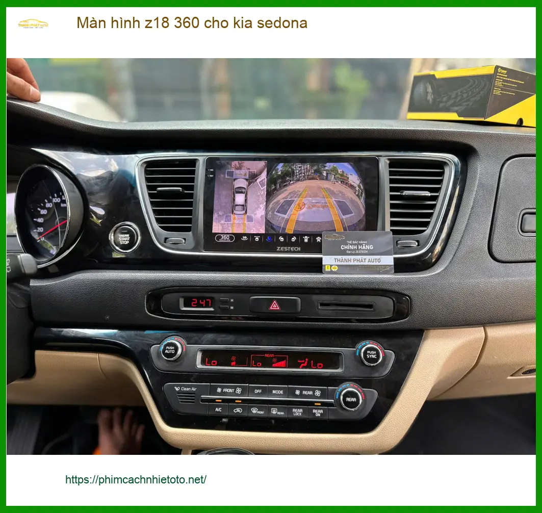Anh Khang lắp màn hình Z18 360 cho Kia Sedona tại Quận Tân Bình lái xe an tâm