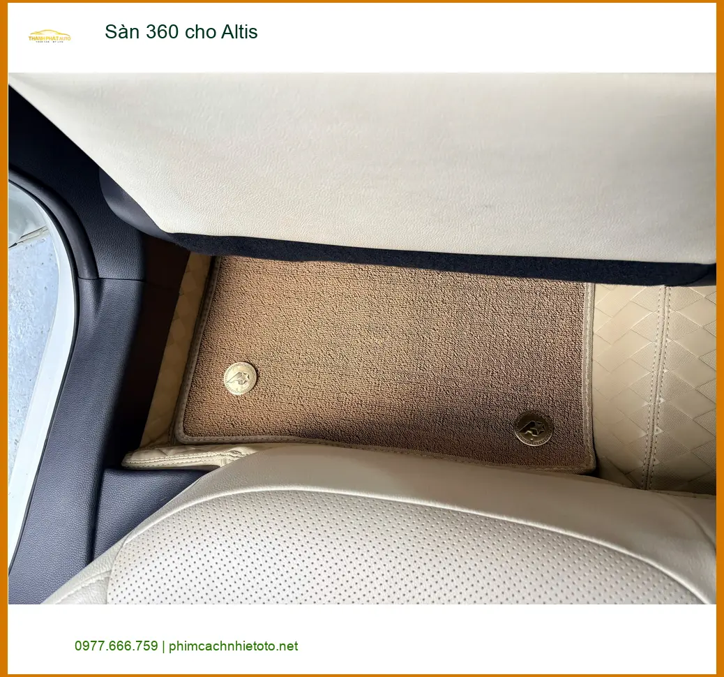 Chị Minh Thư lắp Sàn 360 cho Toyota Altis ở Thủ Đức vì thường xuyên chở trẻ nhỏ