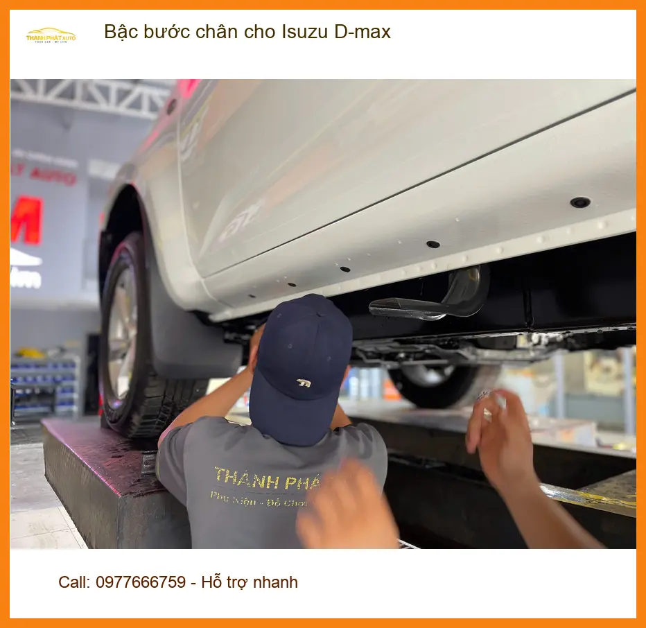 Cô Liên lắp bậc bước chân Isuzu D-max tại Quận Bình Chánh ảnh thực tế 3