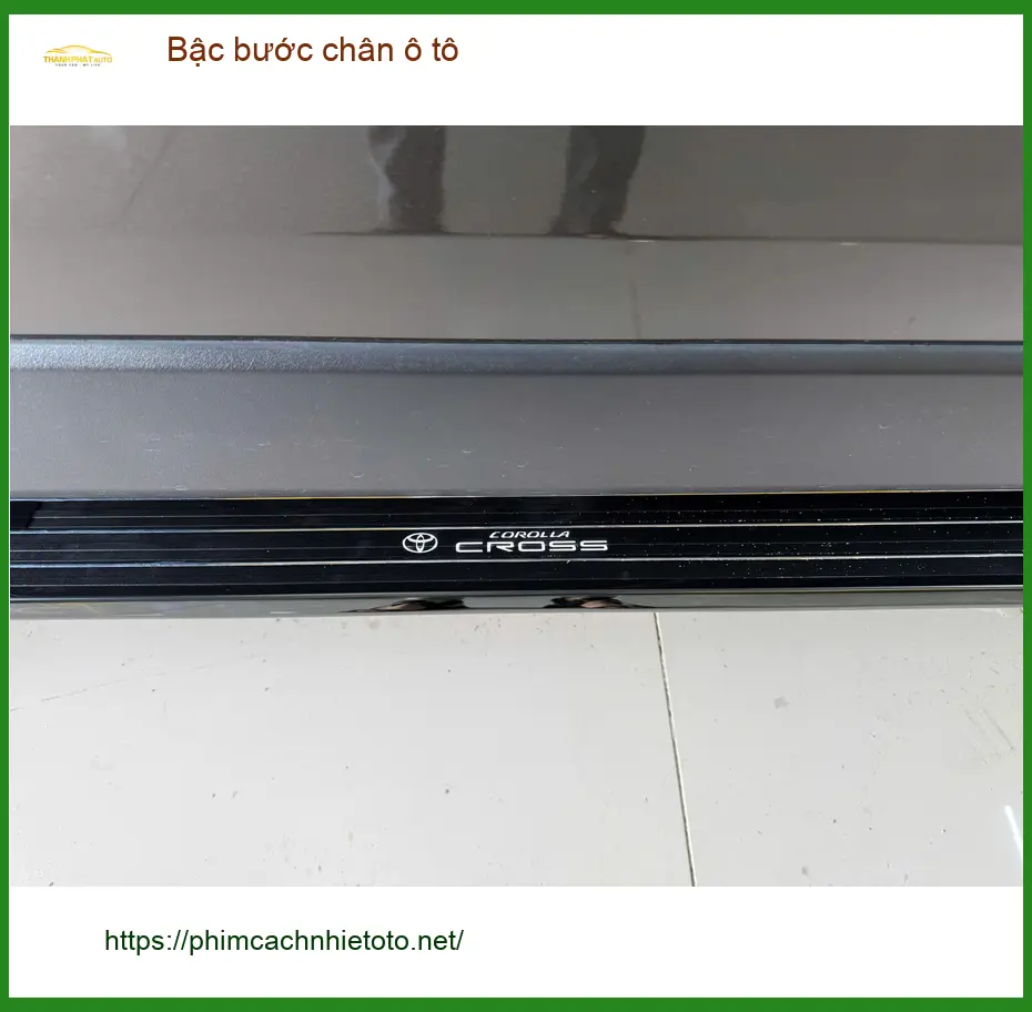 Anh Quang lắp bậc bước chân ô tô tại Bình Chánh cho Hyundai SantaFe ảnh thực tế 3