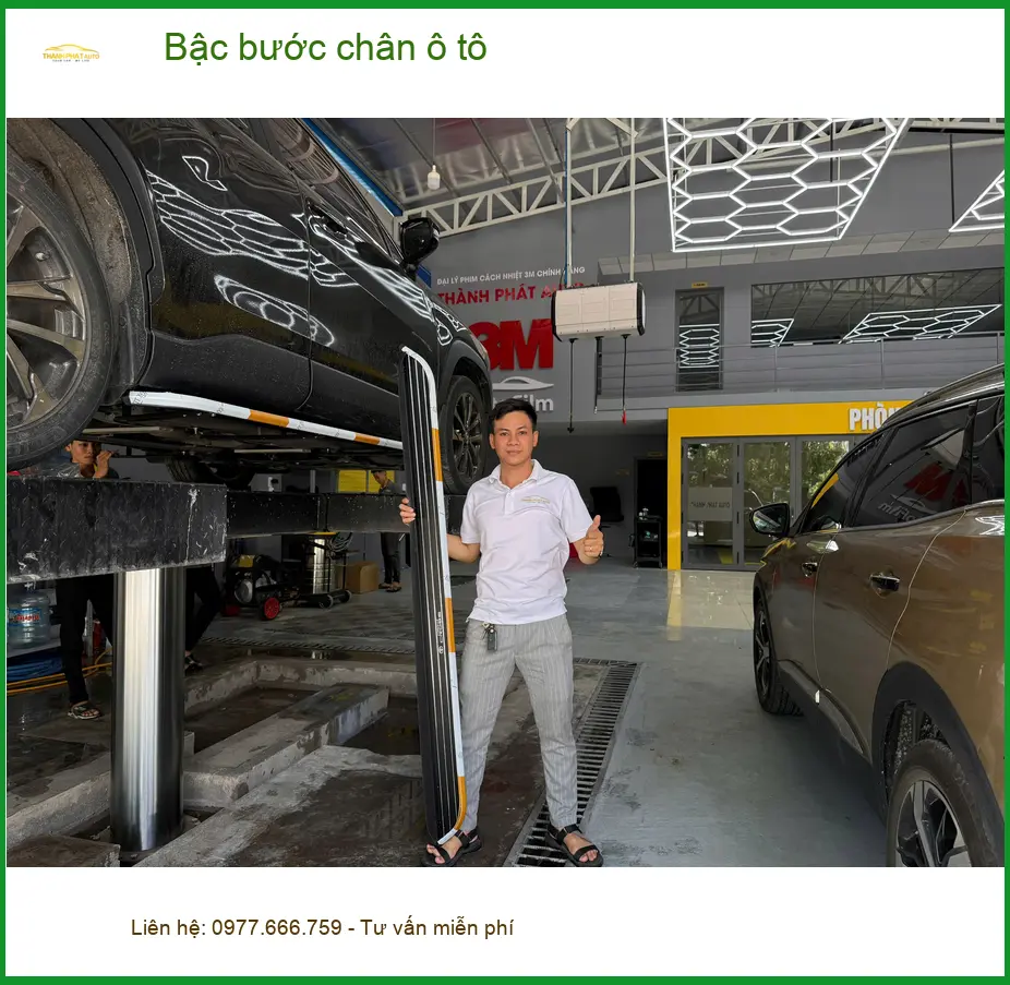 Chị Thảo lắp bậc bước chân ô tô Mazda CX-5 tại Hóc Môn cho con nhỏ dễ lên xuống xe ảnh thực tế 3