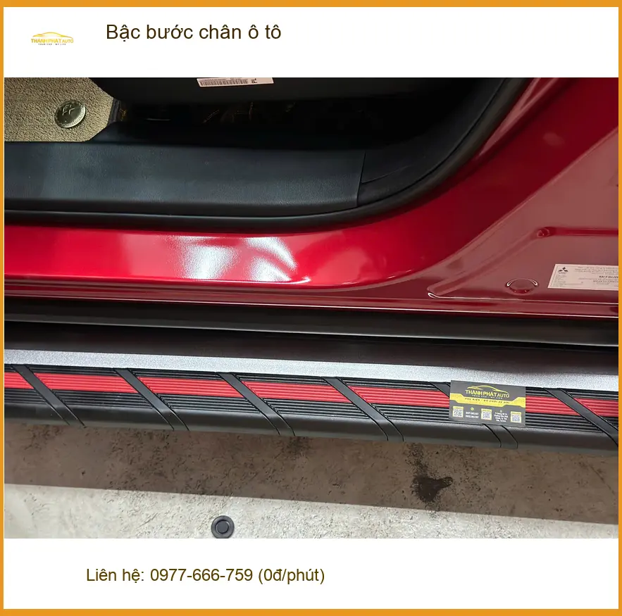 Địa chỉ lắp bậc bước chân ô tô Quận 7 cho Ford Everest của Anh Tùng ảnh thực tế 3