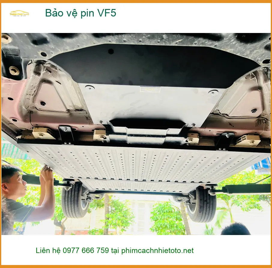 Chú Minh bảo vệ pin VinFast VF5 tại Quận Tân Bình đảm bảo hiệu suất bền bỉ ảnh thực tế 4