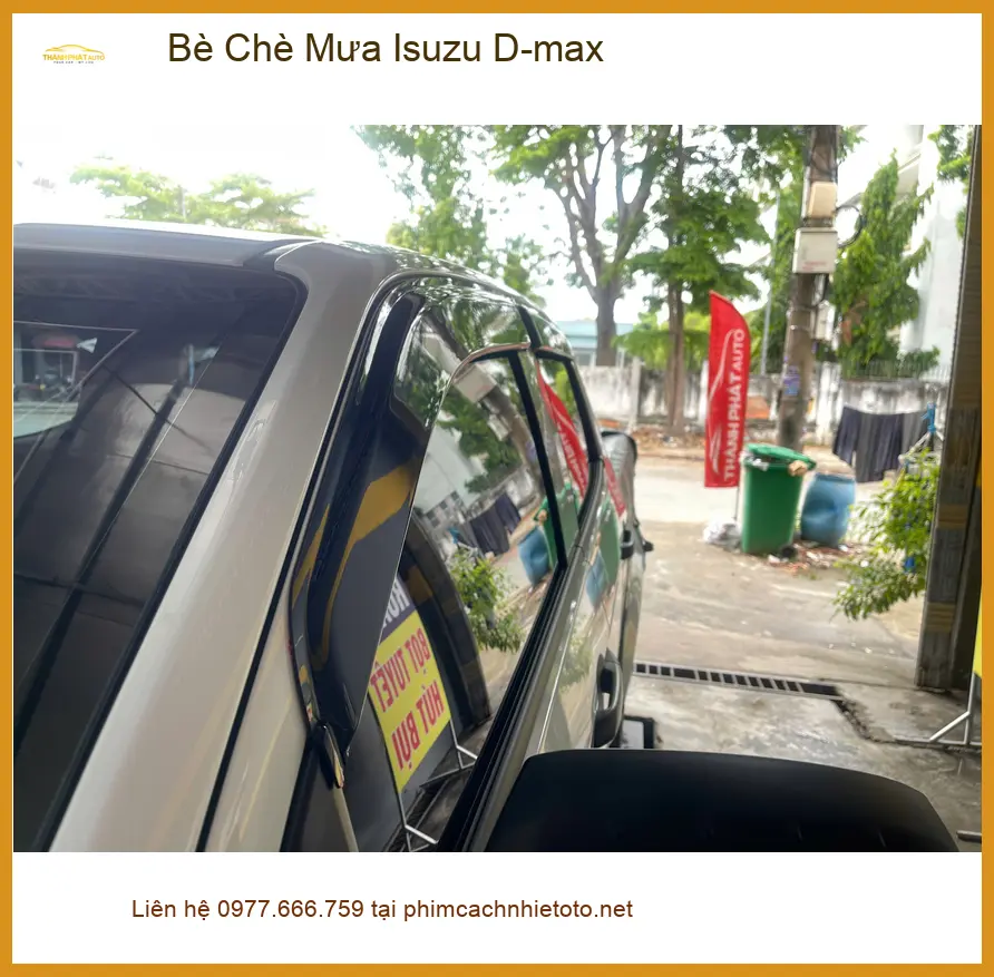 Anh Tấn lắp Bè Chè Mưa Isuzu D-max tại Quận 2 để hạn chế nước mưa hắt vào