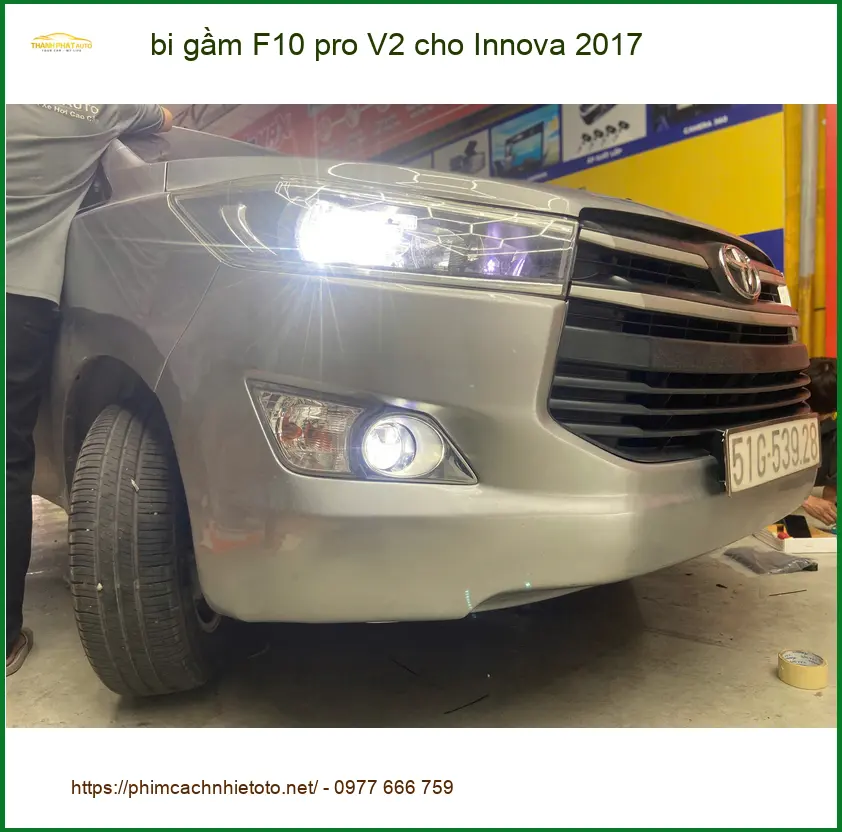 Anh Cường lắp bi gầm F10 pro V2 cho Innova 2017 tại Hóc Môn vì đèn yếu ảnh thực tế 2
