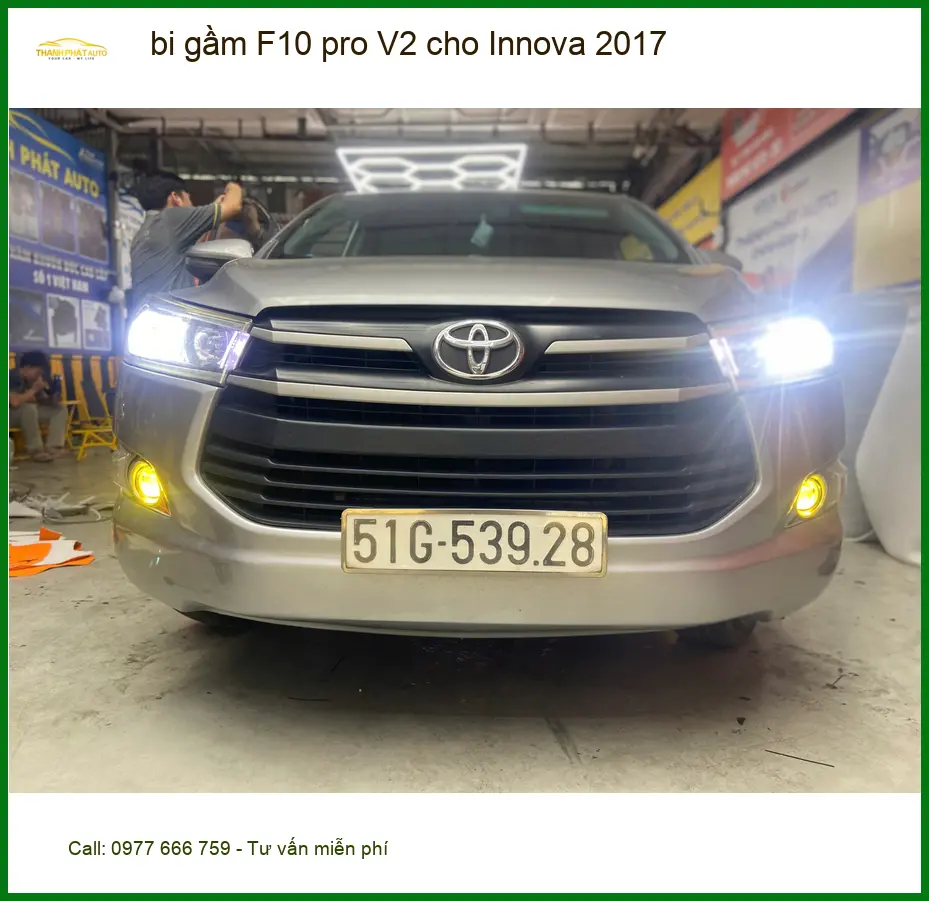 Anh Hoàng lắp bi gầm F10 pro V2 cho Innova 2017 tại Tân Bình