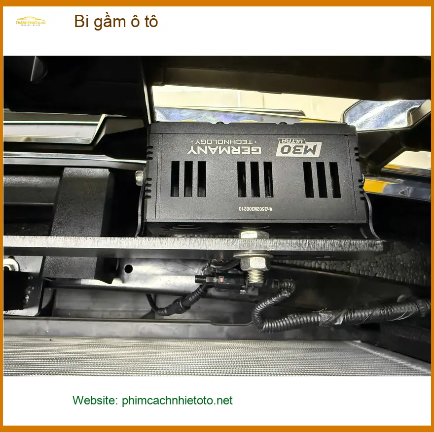 Chị Thảo nâng cấp bi gầm ô tô cho Honda CR-V tại Quận 10 để cải thiện tầm nhìn ban đêm ảnh thực tế 3