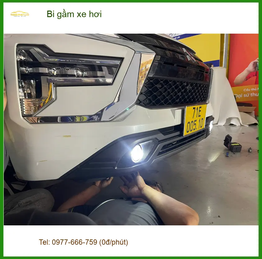 Anh Tú lắp bi gầm xe hơi cho Honda Civic tại Quận 8 vì đèn pha zin mờ ảnh thực tế 4