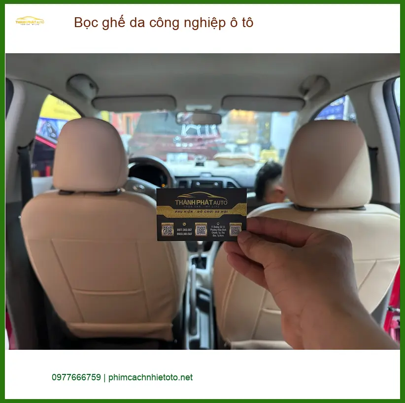 Chú Lộc bọc ghế da công nghiệp ô tô cho Ford Everest tại Quận 5 ảnh thực tế 3