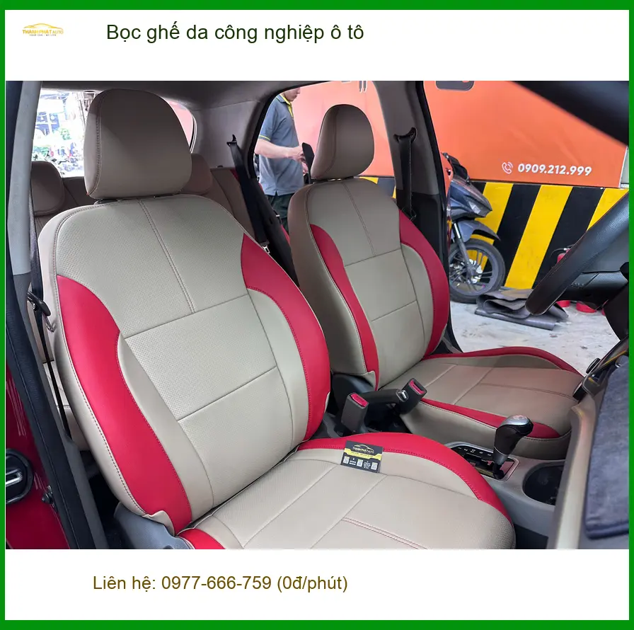 Chú Lộc bọc ghế da công nghiệp ô tô cho Ford Everest tại Quận 5 ảnh thực tế 5