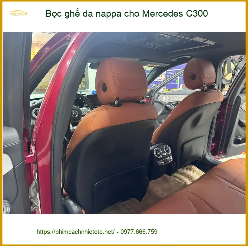 Chị Thảo bọc ghế da Nappa Mercedes C300 Quận 12 để nội thất đẳng cấp hơn ảnh thực tế 2