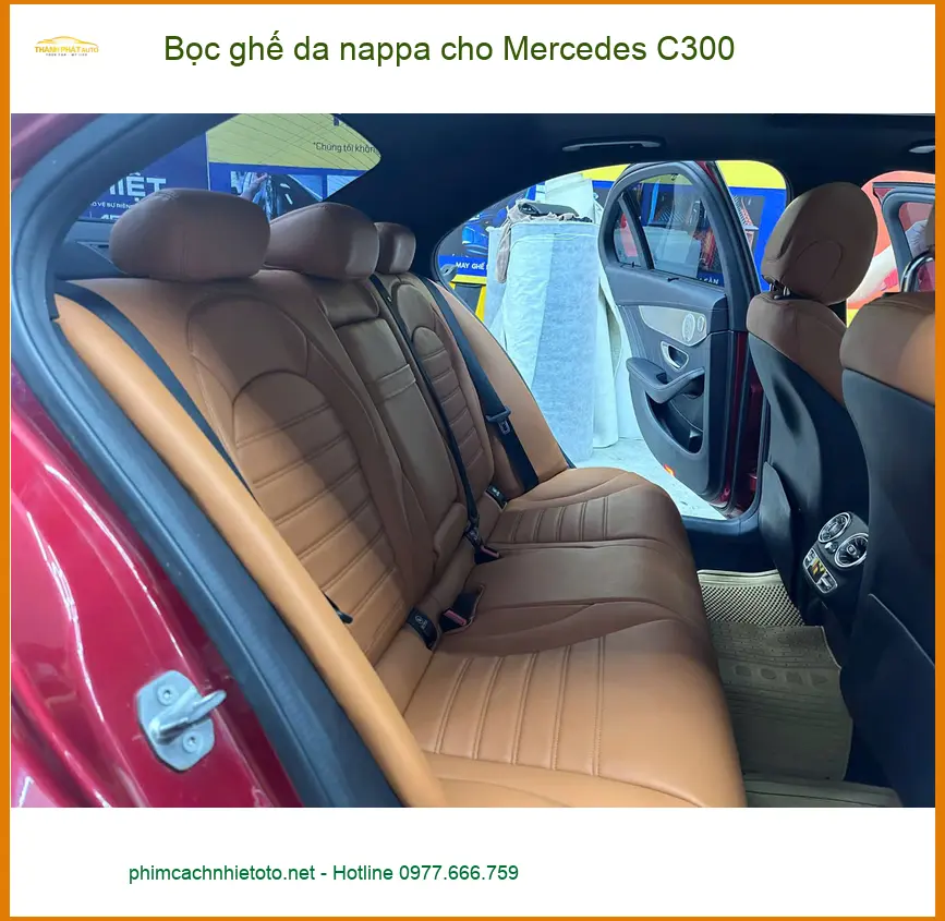 Chị Thảo bọc ghế da Nappa Mercedes C300 Quận 12 để nội thất đẳng cấp hơn ảnh thực tế 3
