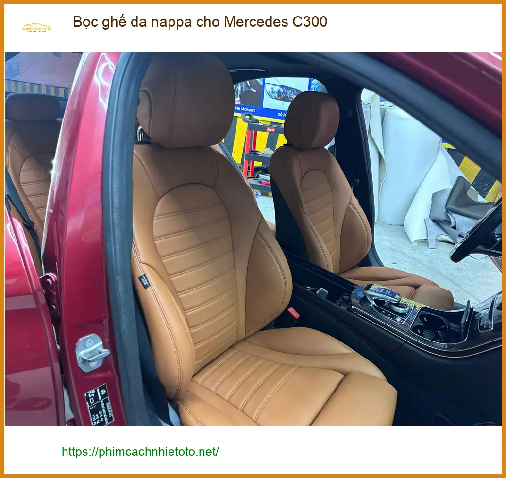 Chị Mai Hương bọc ghế da Nappa Mercedes C300 tại Quận 3 ảnh thực tế 2