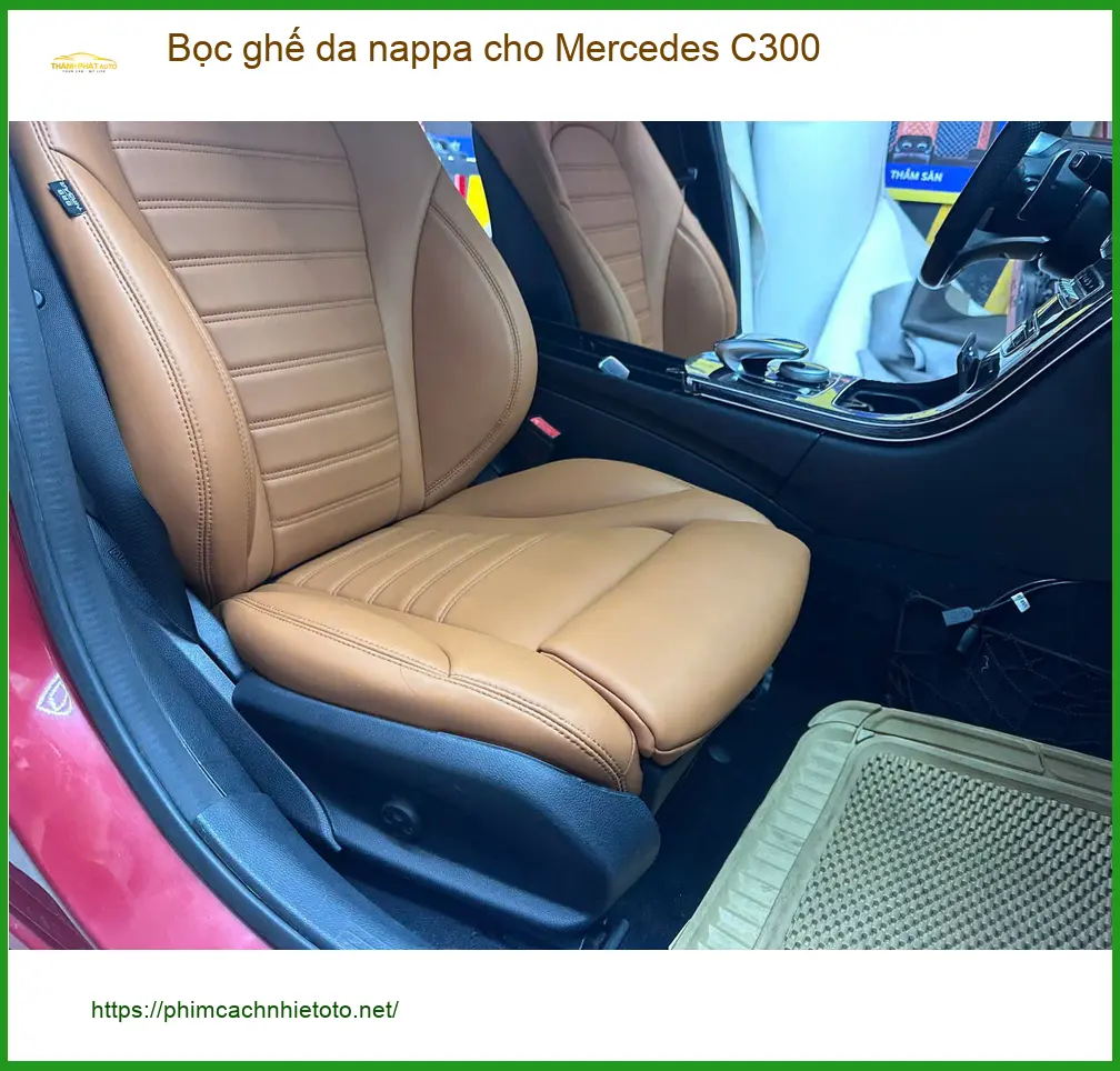 Chị Mai Hương bọc ghế da Nappa Mercedes C300 tại Quận 3 ảnh thực tế 3