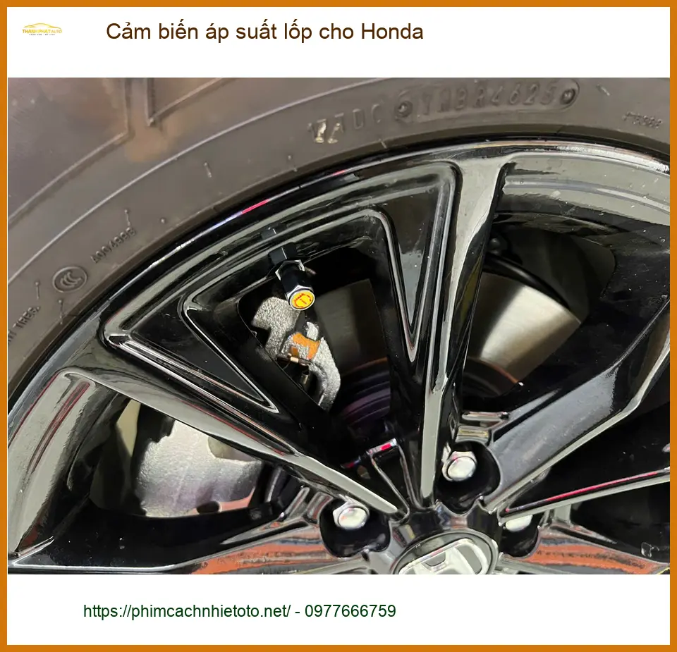 Anh Dũng lắp cảm biến áp suất lốp Honda CRV uy tín tại Quận Bình Tân ảnh thực tế 4