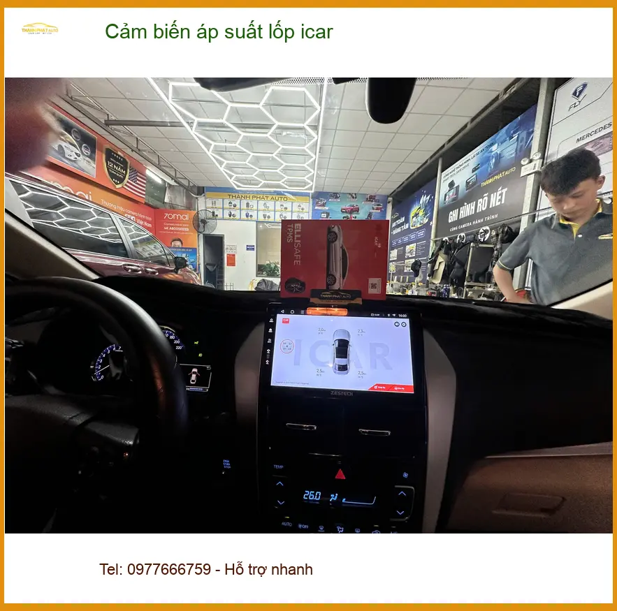 Anh Long lắp cảm biến áp suất lốp iCar cho Mitsubishi Xpander ở Hóc Môn