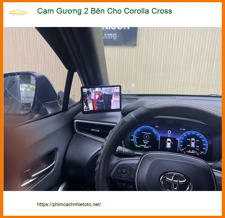 Anh Quang Dũng lắp Cam Gương 2 Bên Corolla Cross Quận 2 an toàn ảnh thực tế 2