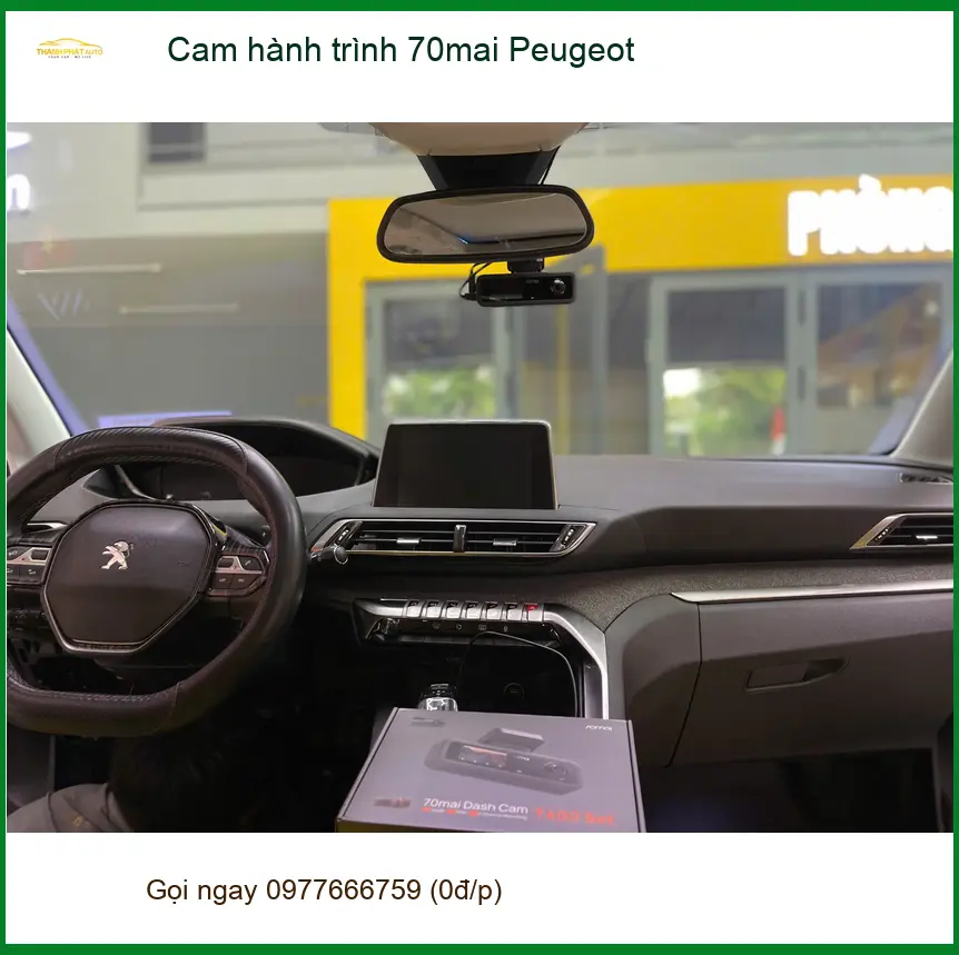 Anh Quân lắp cam hành trình 70mai cho Peugeot 5008 tại Quận 4 để yên tâm lái xe đường dài