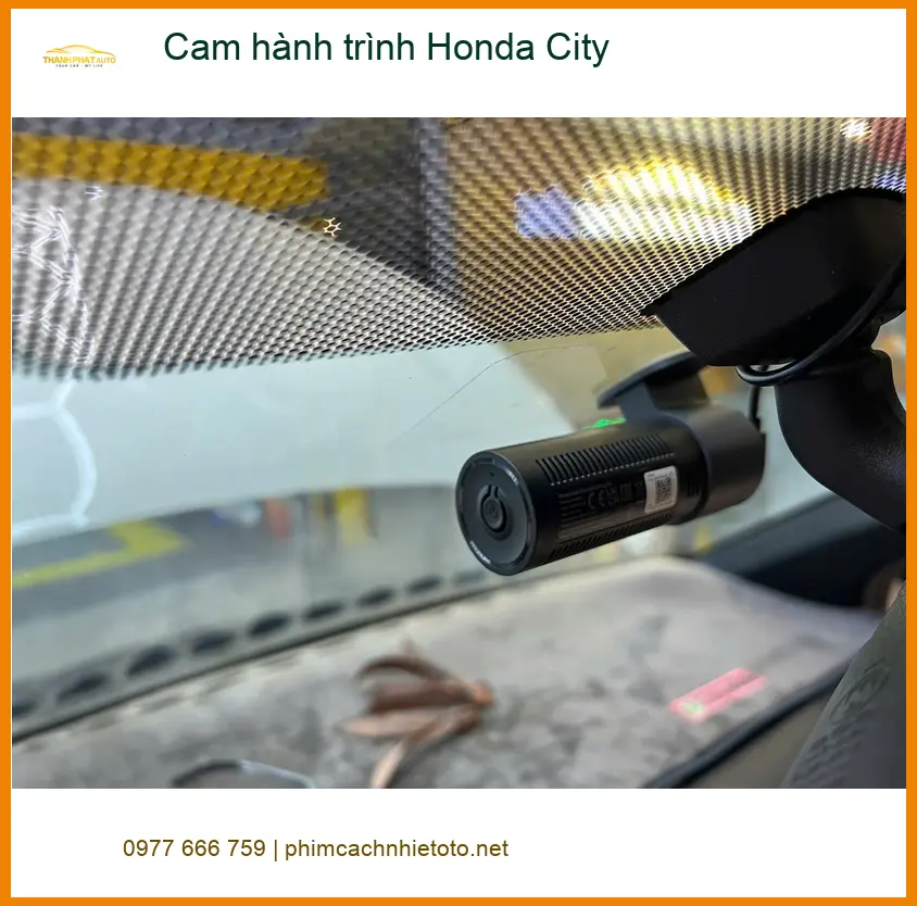 Anh Tấn lắp cam hành trình Honda City tại Quận 12 để ghi lại hành trình an toàn ảnh thực tế 3