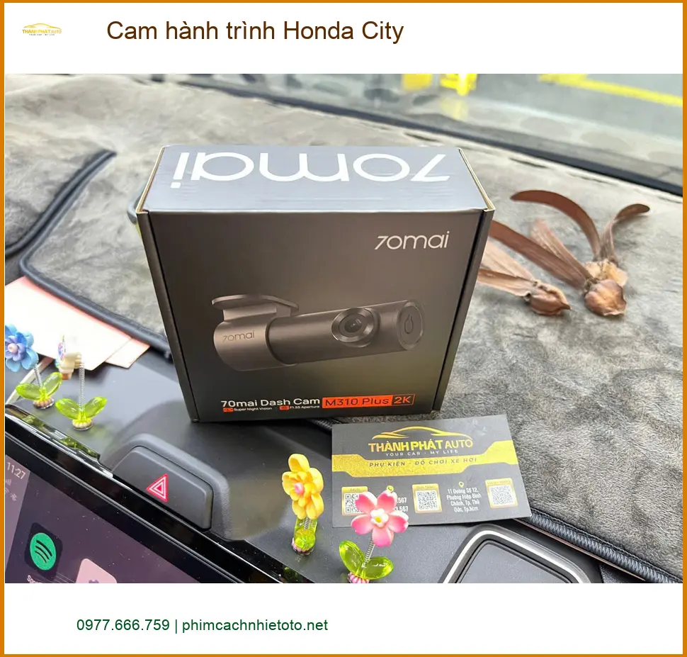 Anh Nhật Minh lắp cam hành trình Honda City tại Bình Chánh để an tâm lái xe
