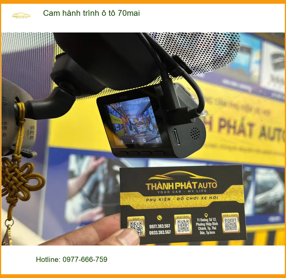 Chị Thảo lắp Cam hành trình ô tô 70mai cho Corolla Cross tại Quận 7 cho chuyến đi dài sắp tới