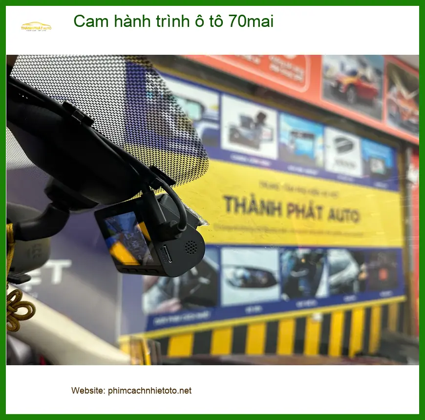 Chú Bình lắp Cam hành trình ô tô 70mai cho Kia Carnival tại Quận 12 để an toàn hơn ảnh thực tế 5