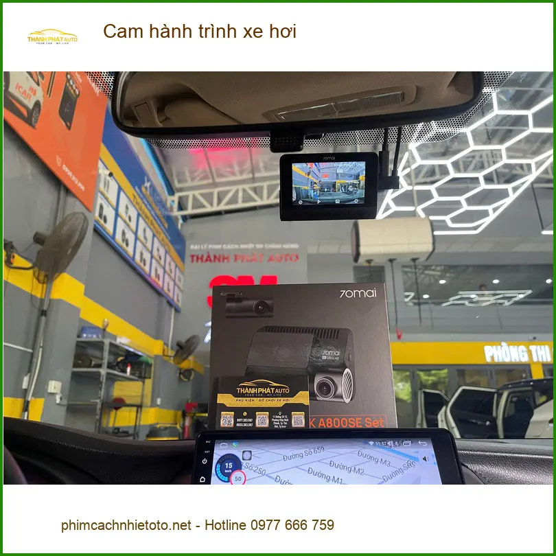 Anh Minh lắp cam hành trình xe hơi Hyundai Accent tại Quận 9 uy tín