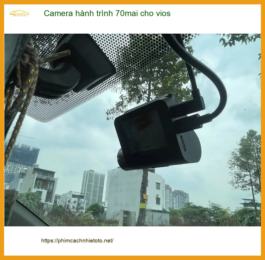 Anh Khôi lắp Camera hành trình 70mai cho Vios tại Quận 6 để yên tâm hơn ảnh thực tế 4