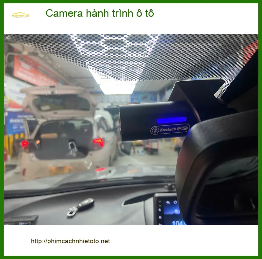 Dịch vụ Lắp Camera Hành Trình Ô Tô Quận 6 Uy Tín, Chính Hãng, Giá Tốt. ảnh thực tế 2