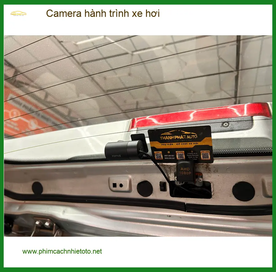 Chị Hương lắp camera hành trình Mazda CX-5 tại Nhà Bè để bảo vệ xe tốt hơn khi đỗ xe ảnh thực tế 3