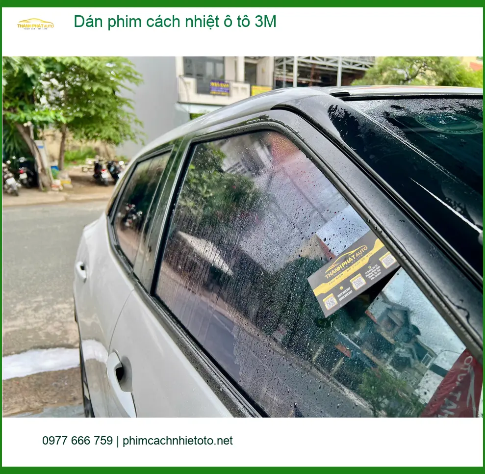 Anh Quang dán phim cách nhiệt ô tô 3M cho Honda CRV tại Quận Bình Tân để chống nóng mùa hè ảnh thực tế 3
