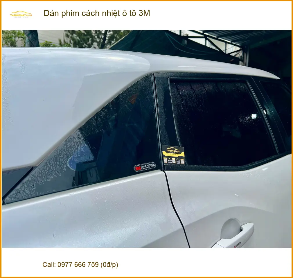 Anh Quang dán phim cách nhiệt ô tô 3M cho Honda CRV tại Quận Bình Tân để chống nóng mùa hè ảnh thực tế 4