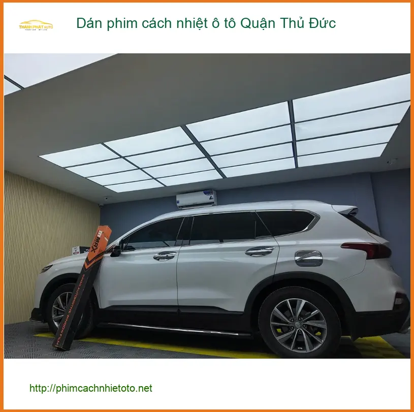 Trung Tâm Thi Công Dán Phim Cách Nhiệt Ô Tô Quận Thủ Đức - Chuyên Nghiệp ảnh thực tế 3