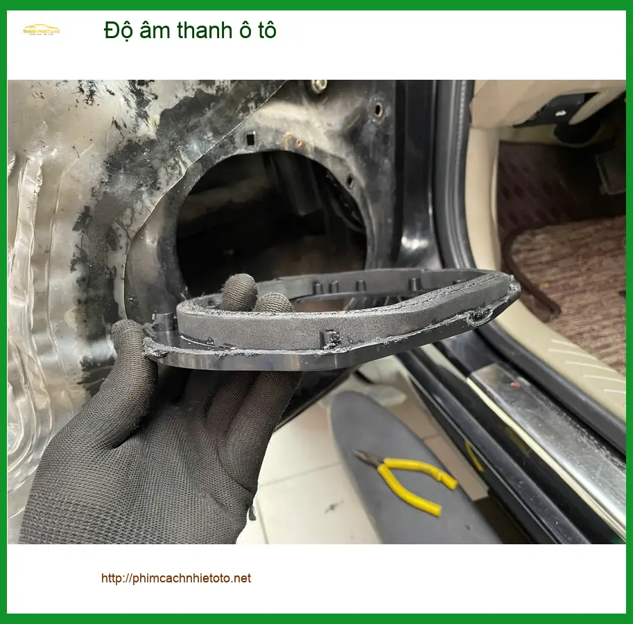 Anh Nhật độ âm thanh ô tô cho Honda Civic tại Quận 10 để nghe nhạc chất lượng hơn ảnh thực tế 2