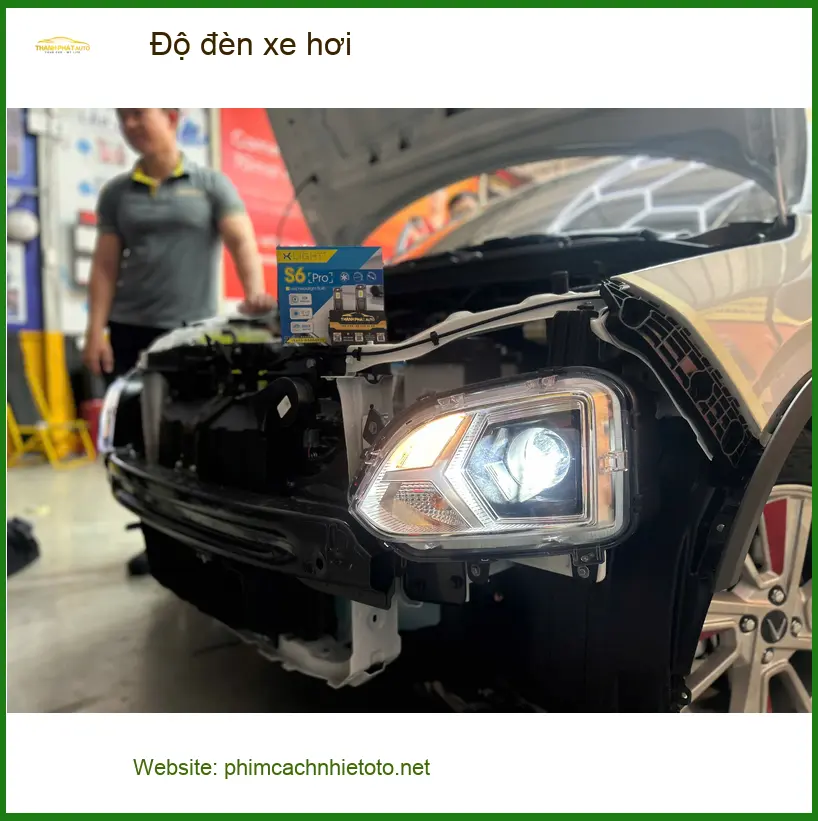 Anh Khải độ đèn xe hơi Hyundai Elantra ở Quận 1 vì đèn zin quá yếu