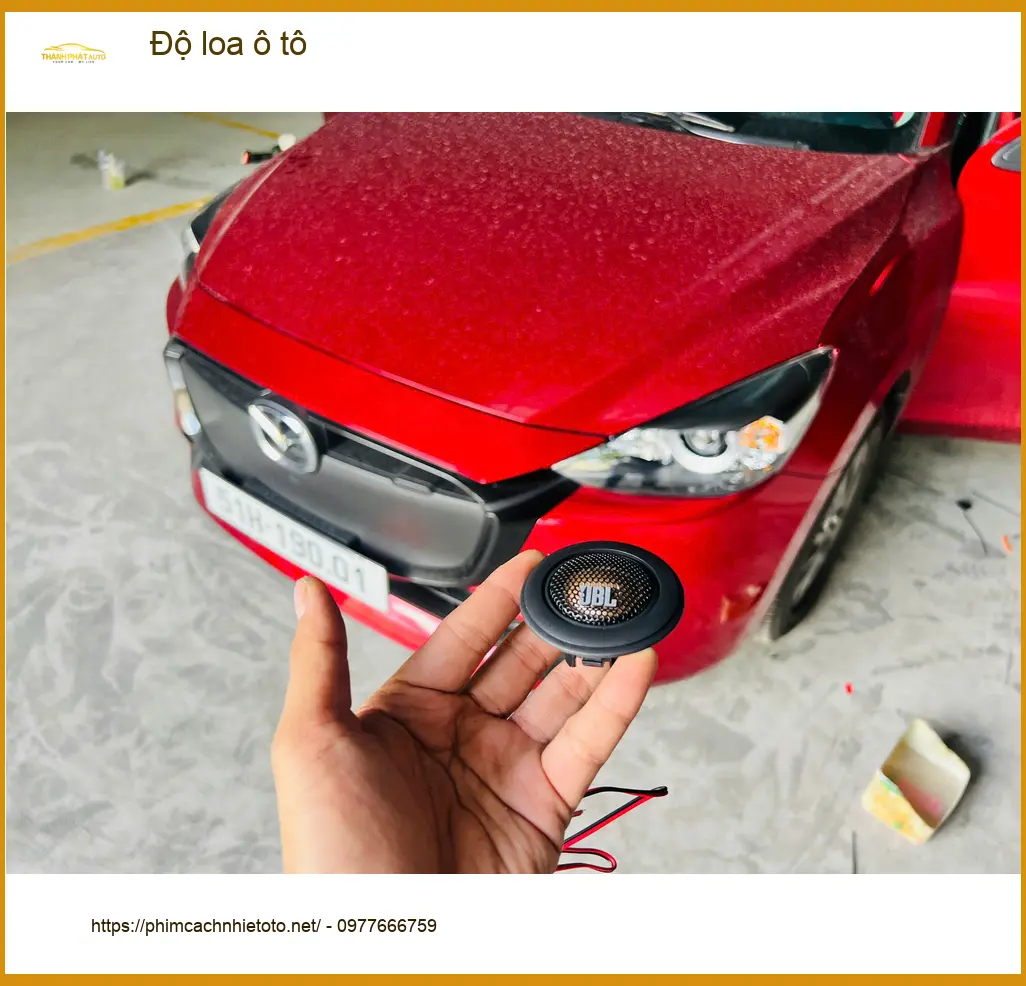 Anh Khang độ loa ô tô cho Hyundai Elantra tại Quận 2 để âm thanh sống động hơn