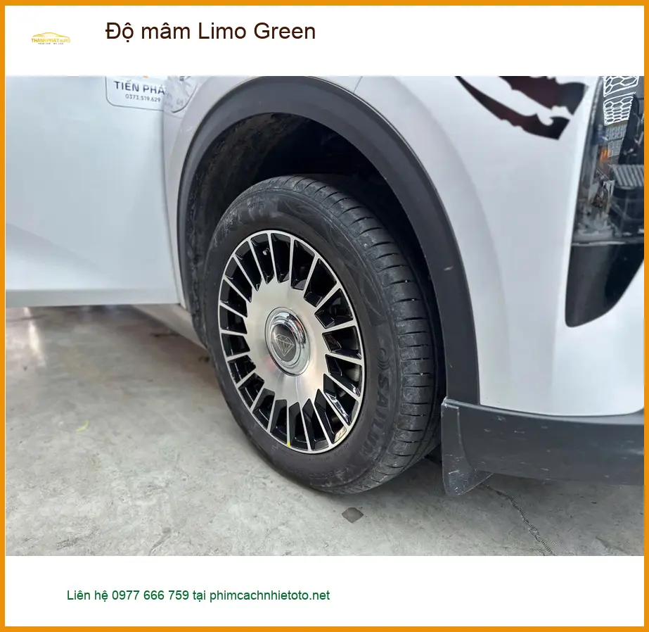 Chú Hùng độ mâm Limo Green cho Honda CRV tại Quận 6 muốn xe nổi bật