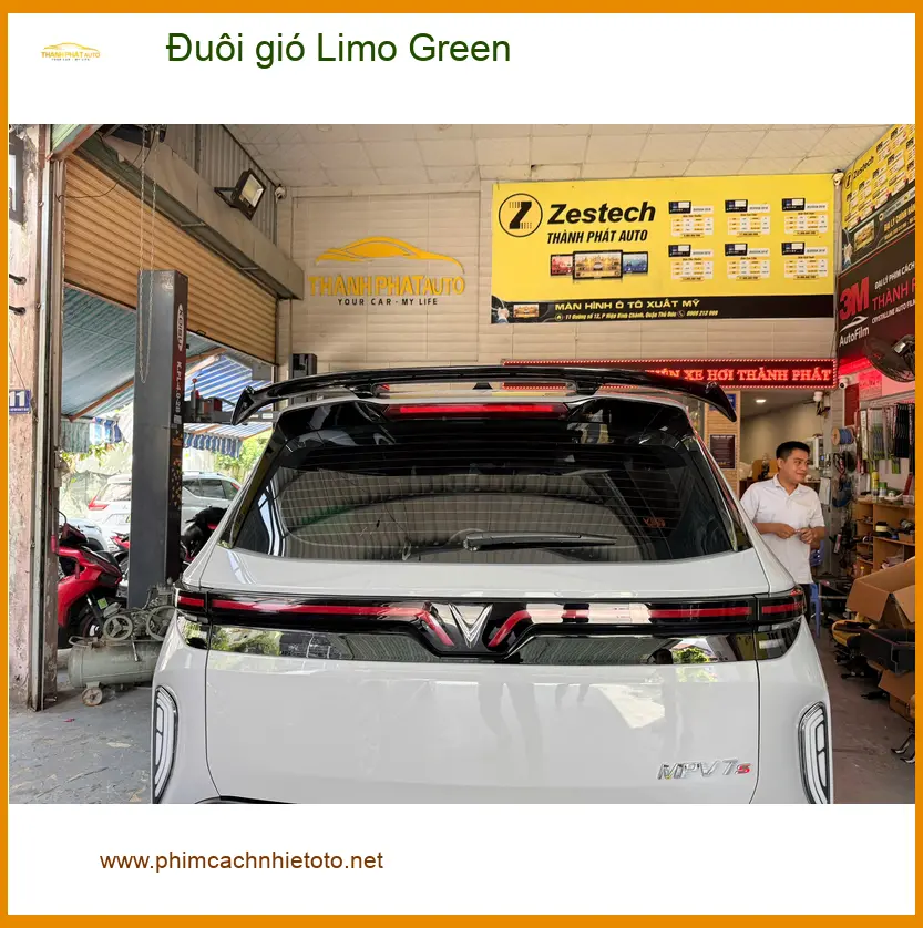 Chị Mai Anh lắp đuôi gió Limo Green cho Hyundai Accent tại Quận 3 muốn tăng vẻ thể thao ảnh thực tế 2