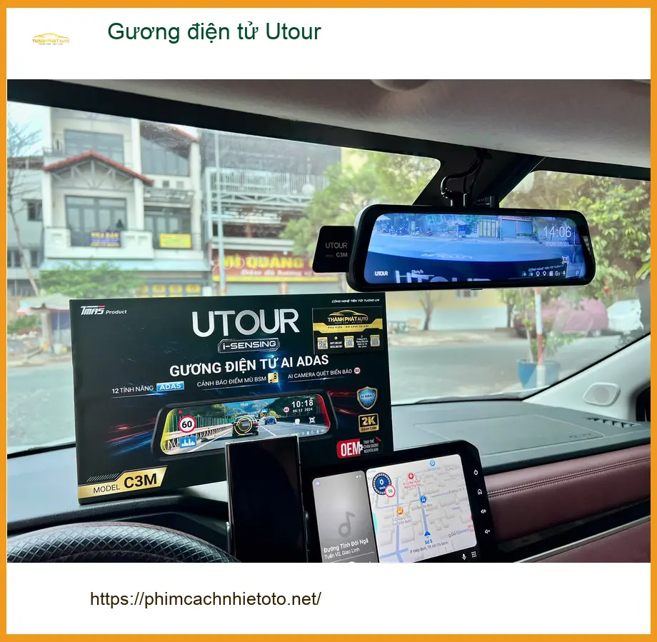 Anh Tấn lắp Gương điện tử Utour cho Hyundai Accent tại Nhà Bè an toàn hơn