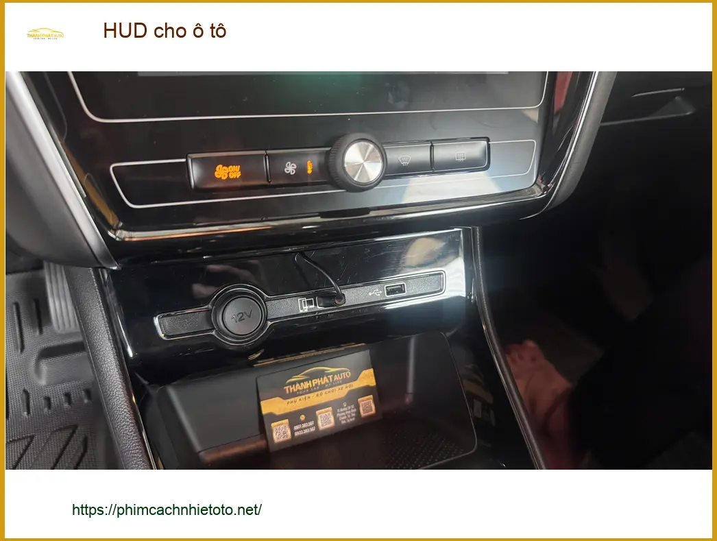 Anh Khải lắp HUD cho ô tô Hyundai Creta tại Quận 9 để lái xe an toàn hơn