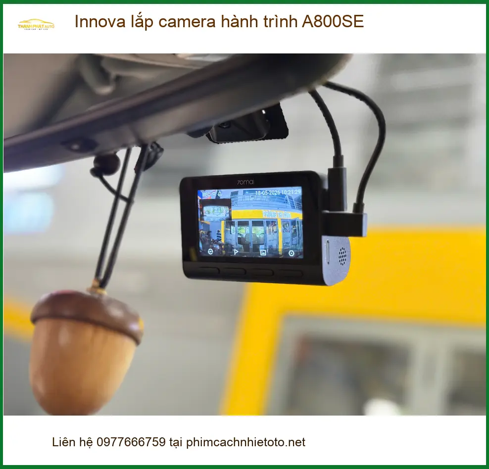 Chú Phát lắp camera hành trình A800SE cho Innova tại Thủ Đức cần gấp ảnh thực tế 4