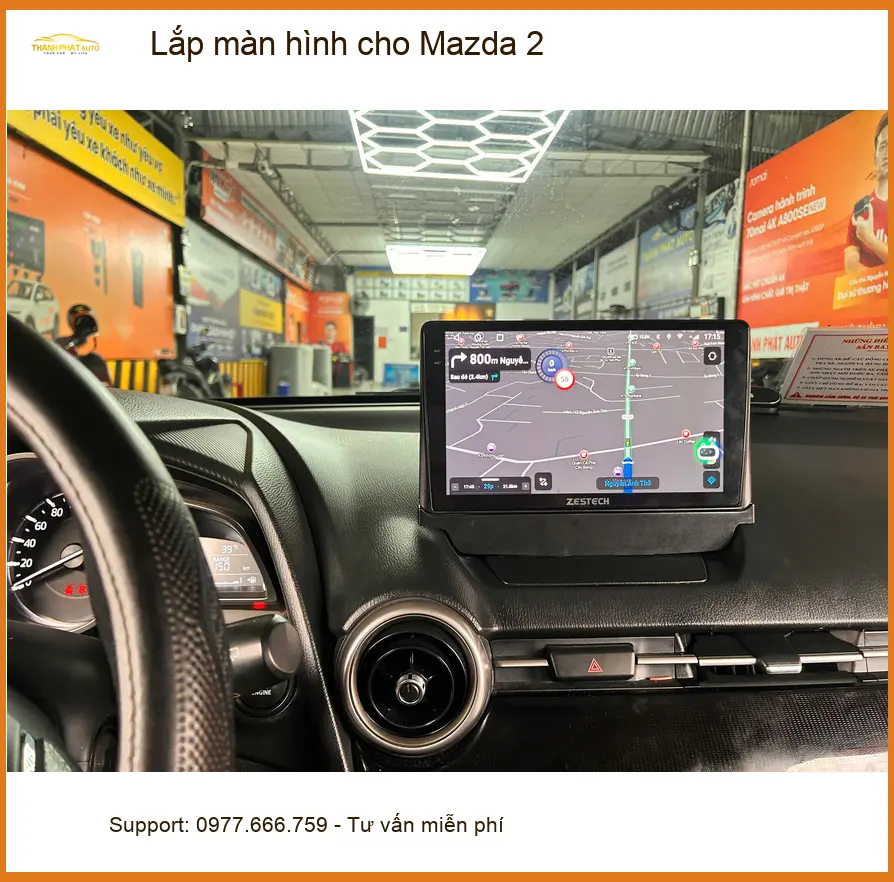 Anh Quang lắp màn hình cho Mazda 2 tại Quận 12 để hành trình dài bớt nhàm chán. ảnh thực tế 3