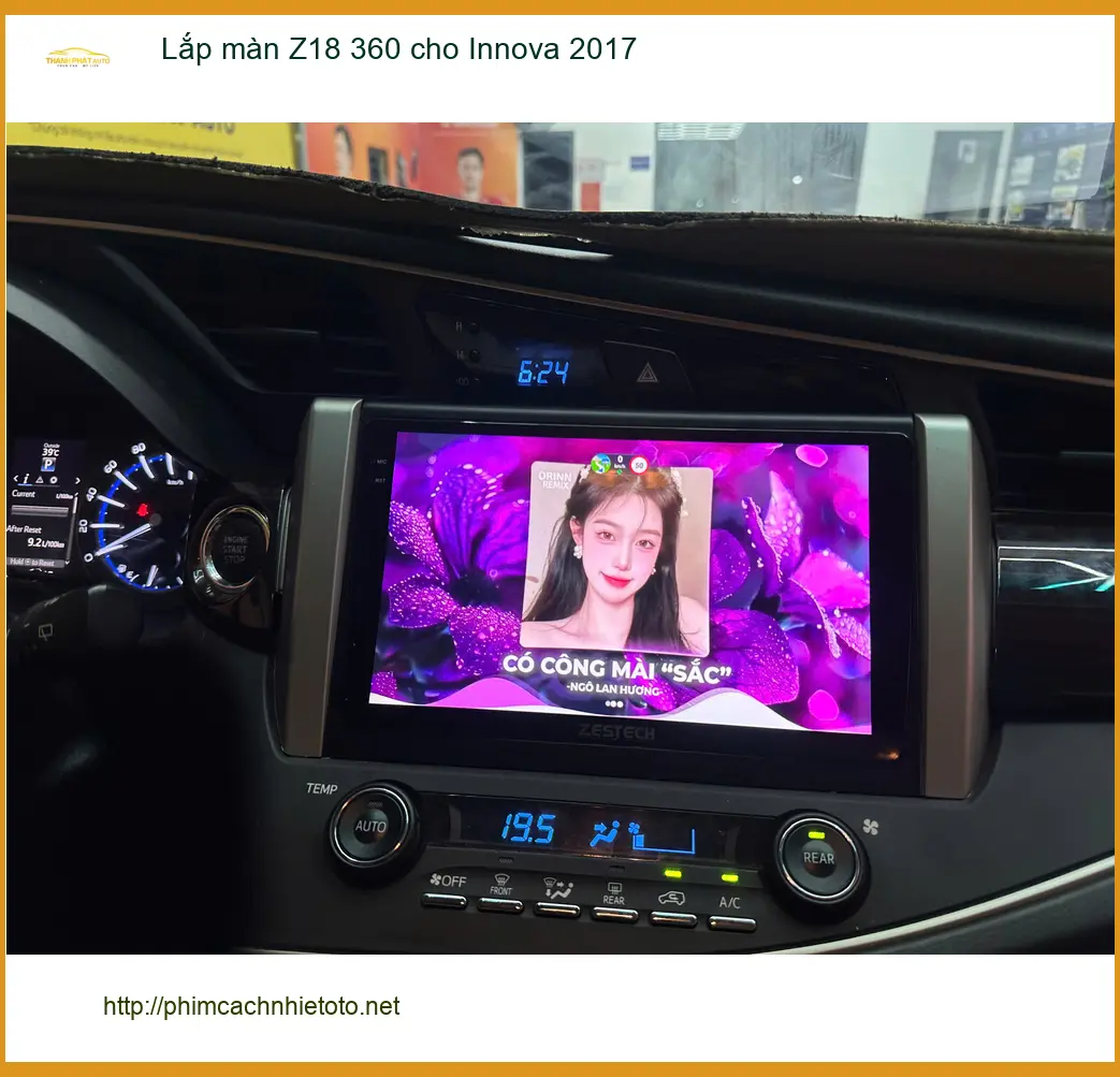 Chú Hùng lắp màn Z18 360 cho Innova 2017 tại Quận 9