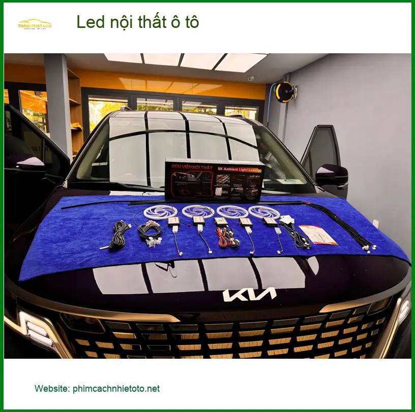 Chị Mai Hương độ Led nội thất ô tô Mazda CX-5 tại Thủ Đức tăng tính thẩm mỹ ảnh thực tế 3