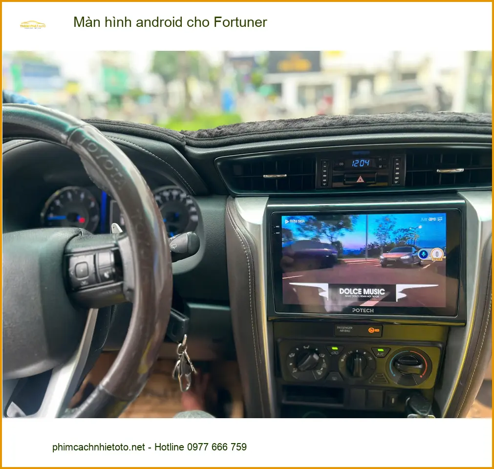 Anh Kiên lắp màn hình android cho Fortuner tại Quận 9 vì màn zin quá cũ ảnh thực tế 4